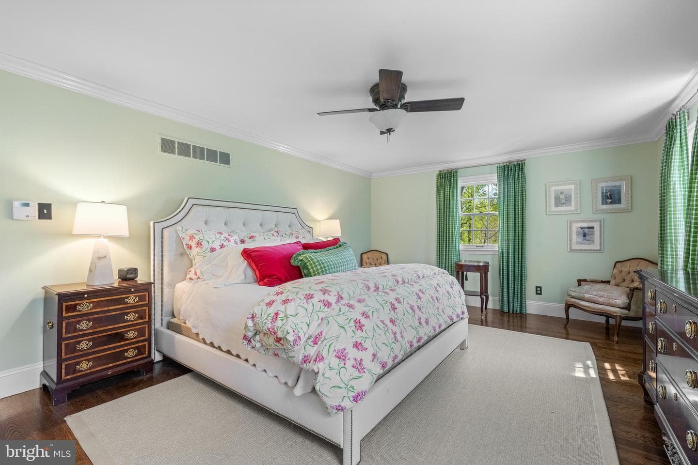 1064 Beaumont Road photo 21