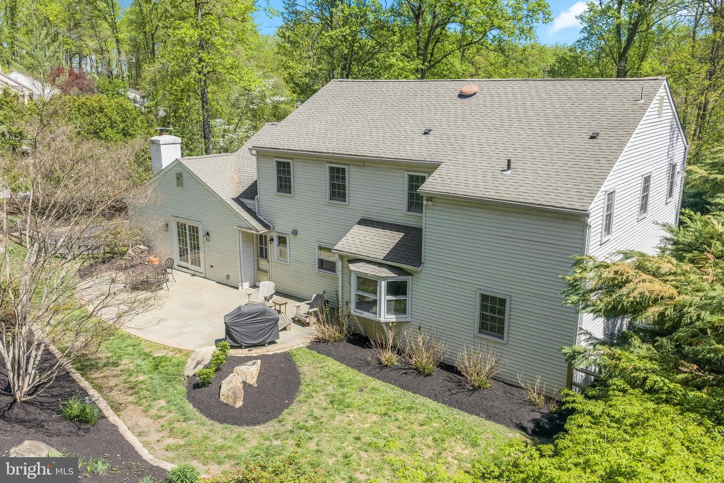 1064 Beaumont Road photo 34