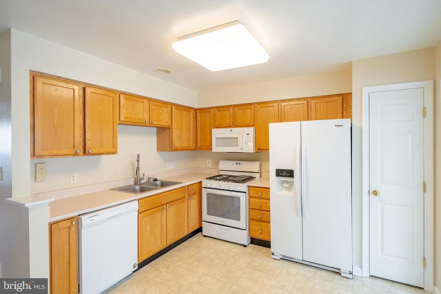 990 Fernhill Road #105 photo 13