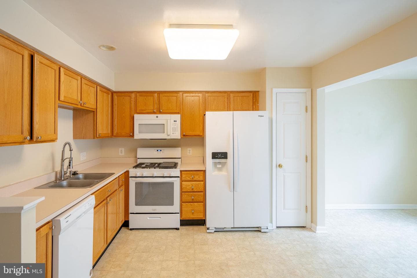 990 Fernhill Road #105 photo 17