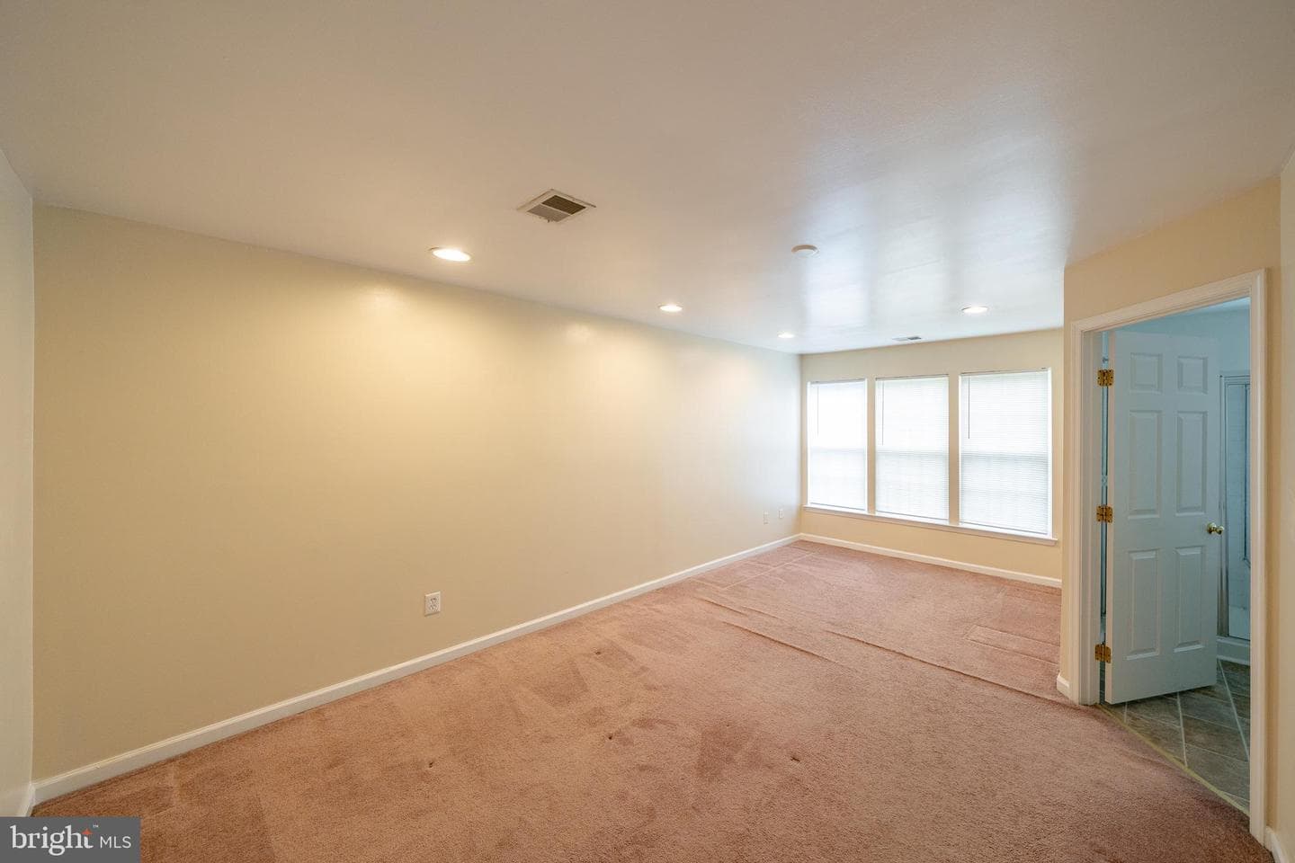 990 Fernhill Road #105 photo 31