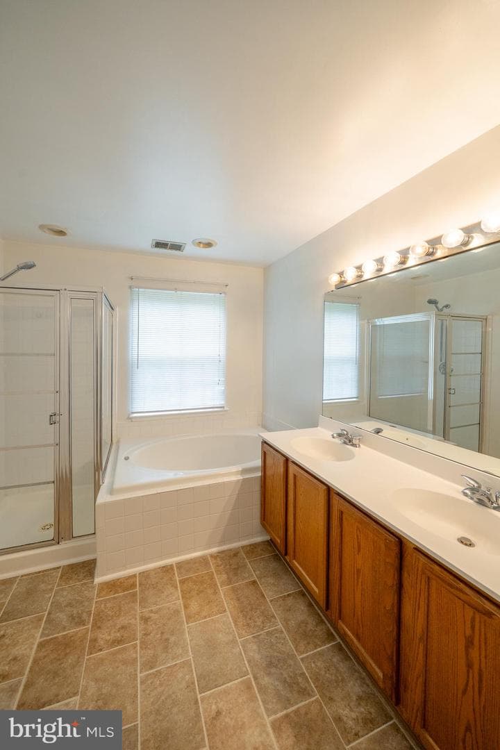 990 Fernhill Road #105 photo 35