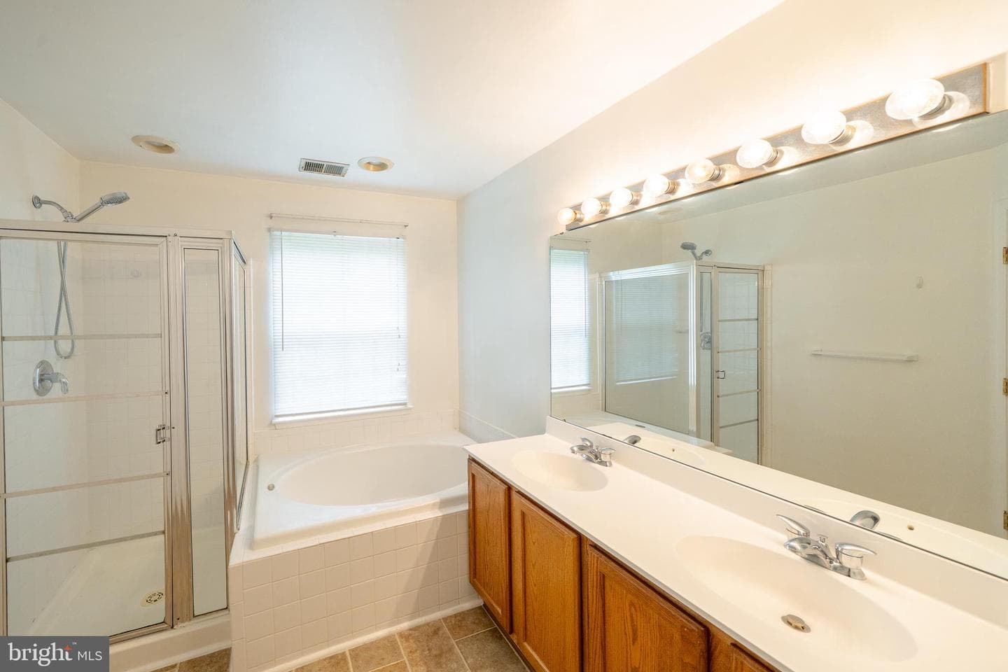990 Fernhill Road #105 photo 38