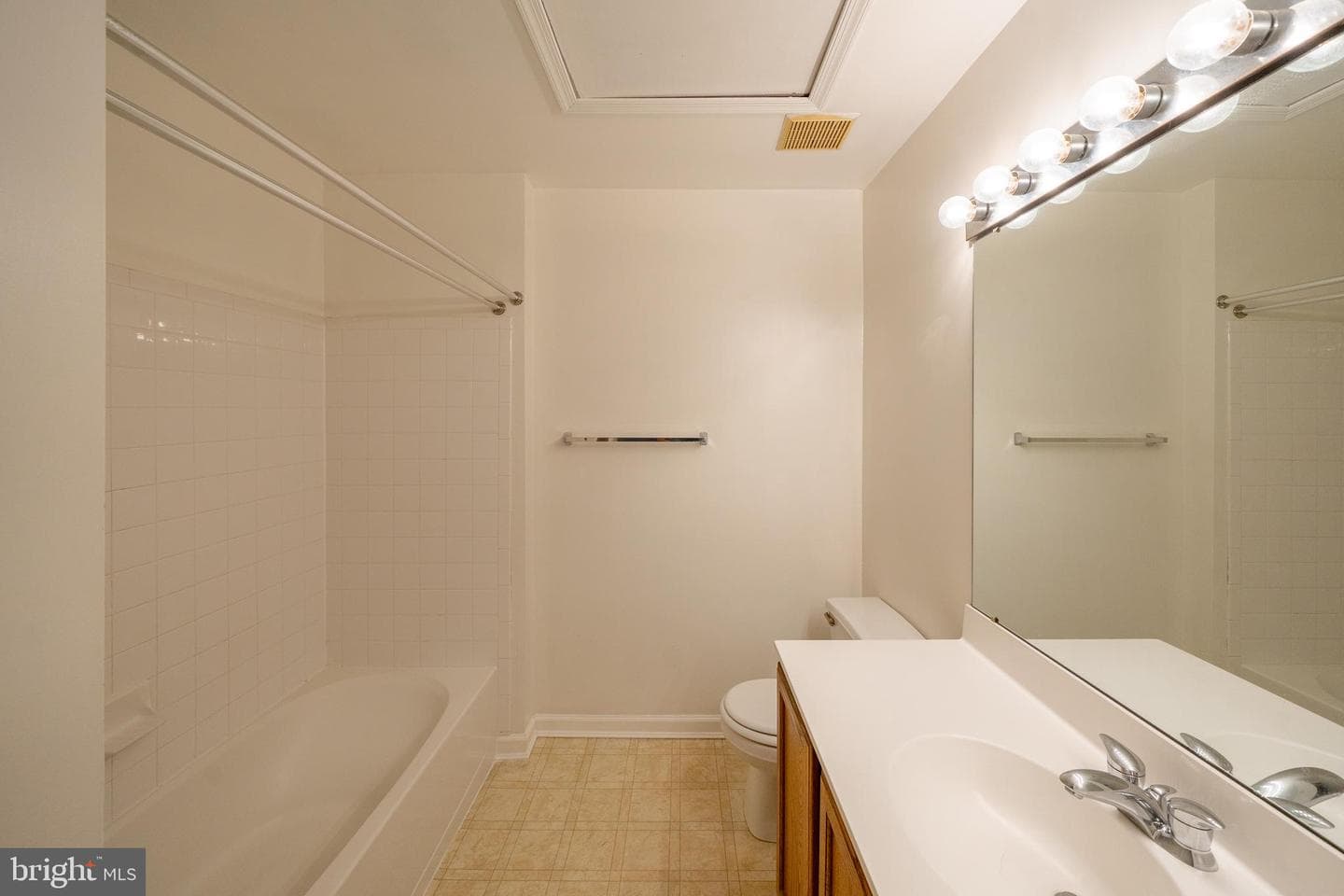 990 Fernhill Road #105 photo 40