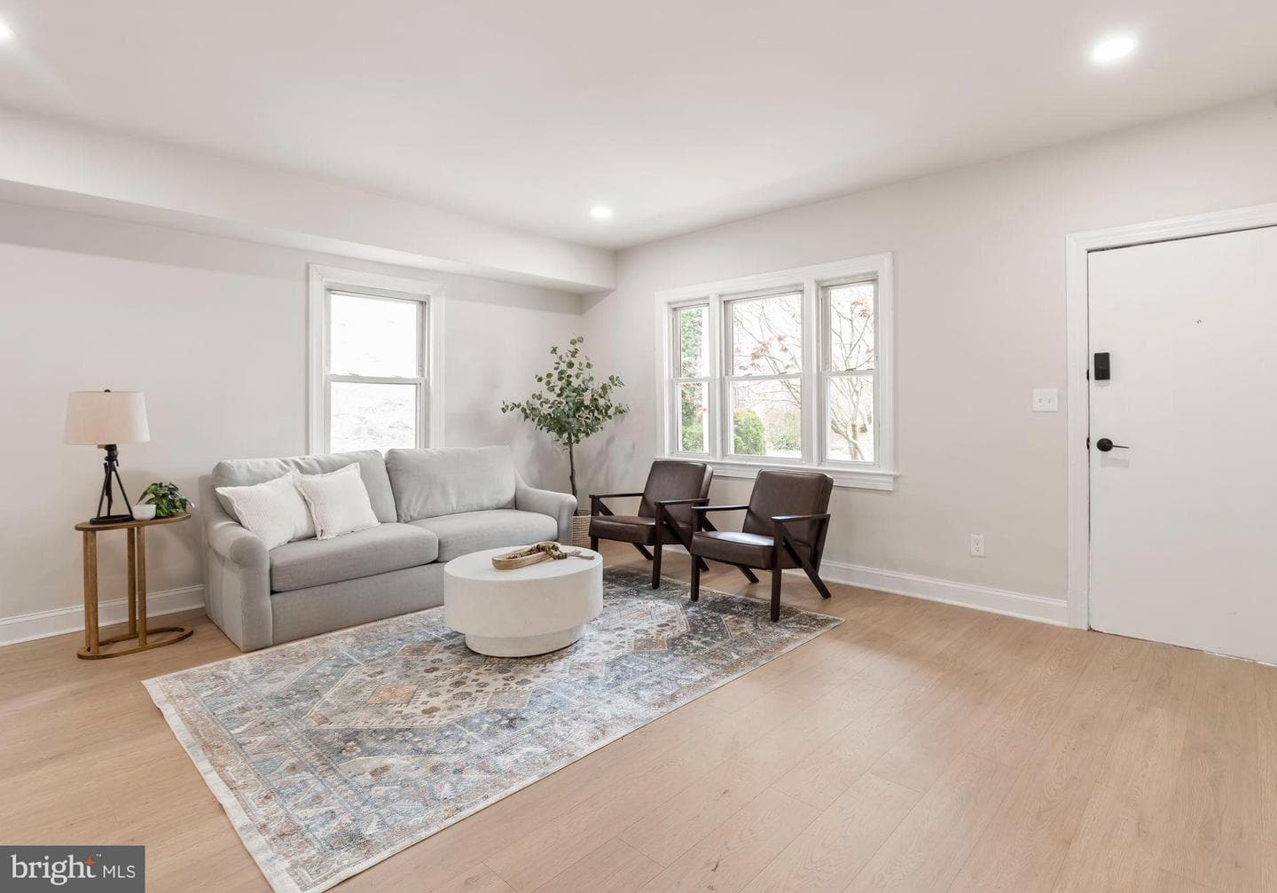 107 Bradford Avenue photo 6