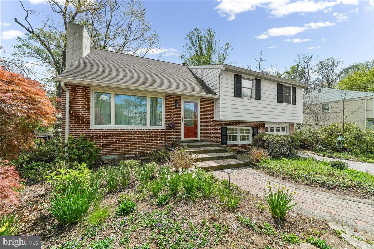 1154 Sylvan Road photo 5