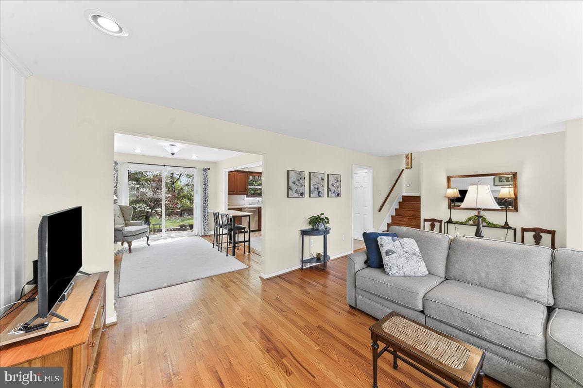 1154 Sylvan Road photo 9