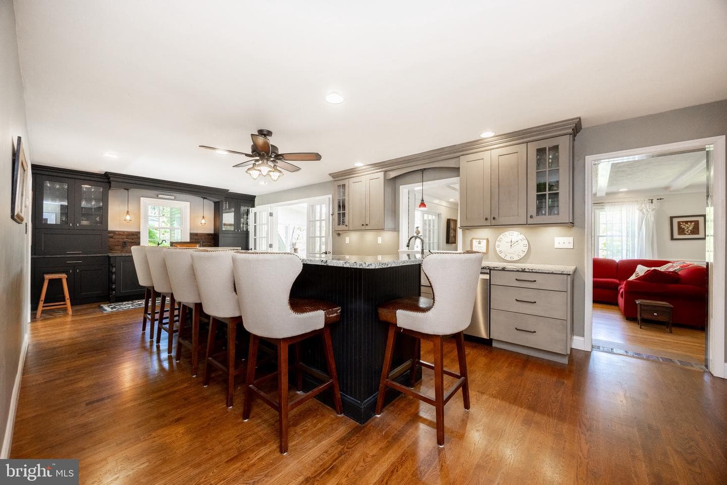 707 Monument Road photo 10
