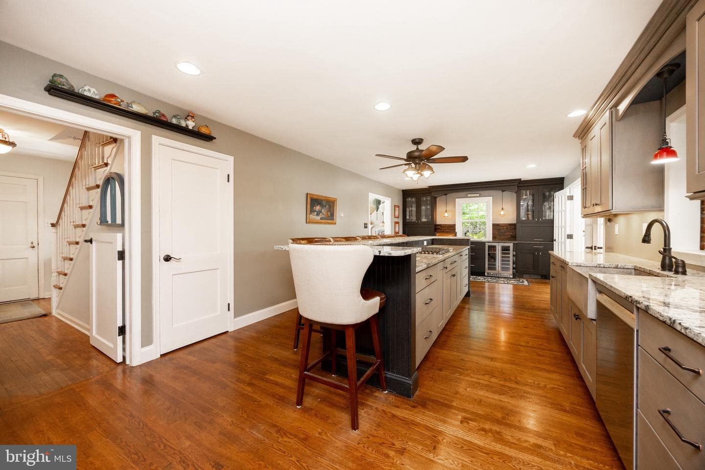 707 Monument Road photo 11