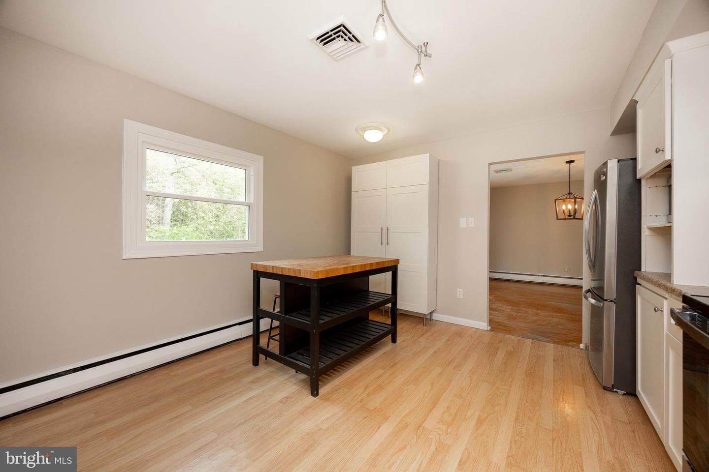560 Norwood Road photo 13