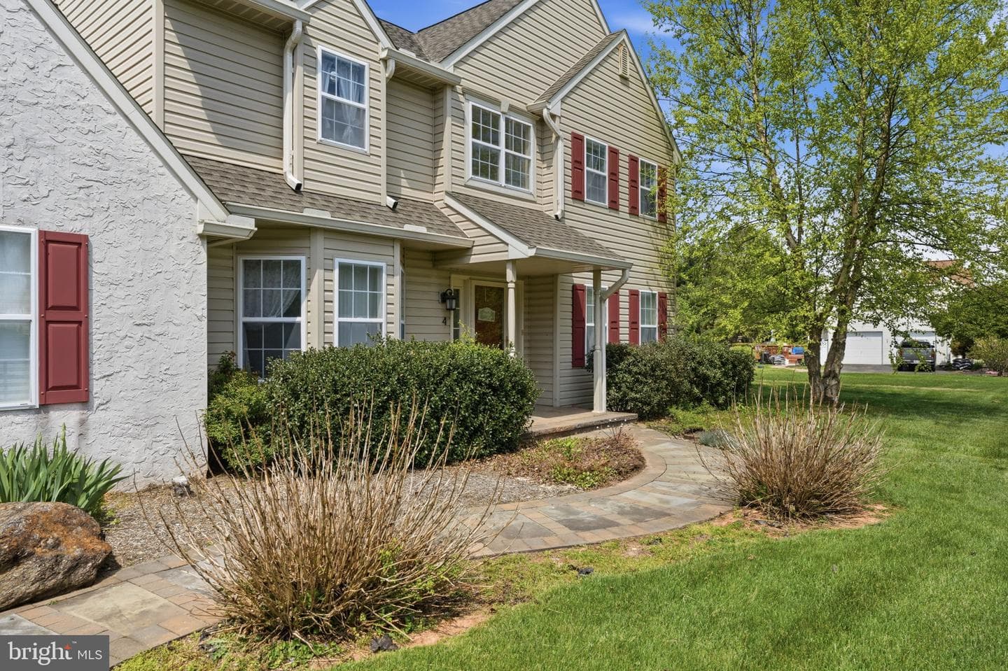 4 Greenfield Road photo 2