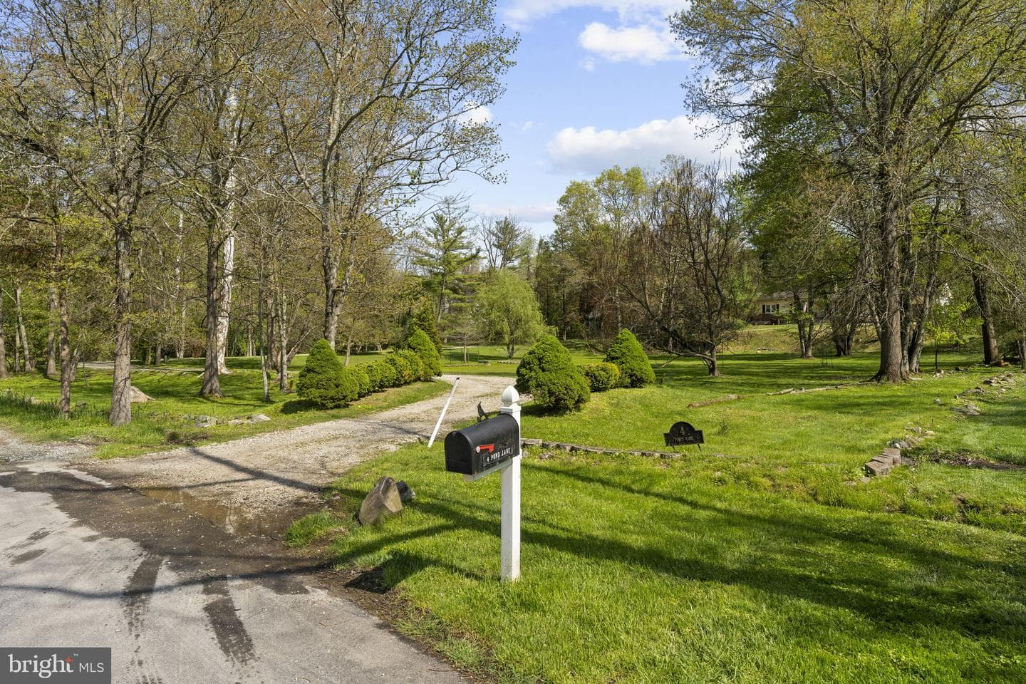 4 Pond Lane photo 5