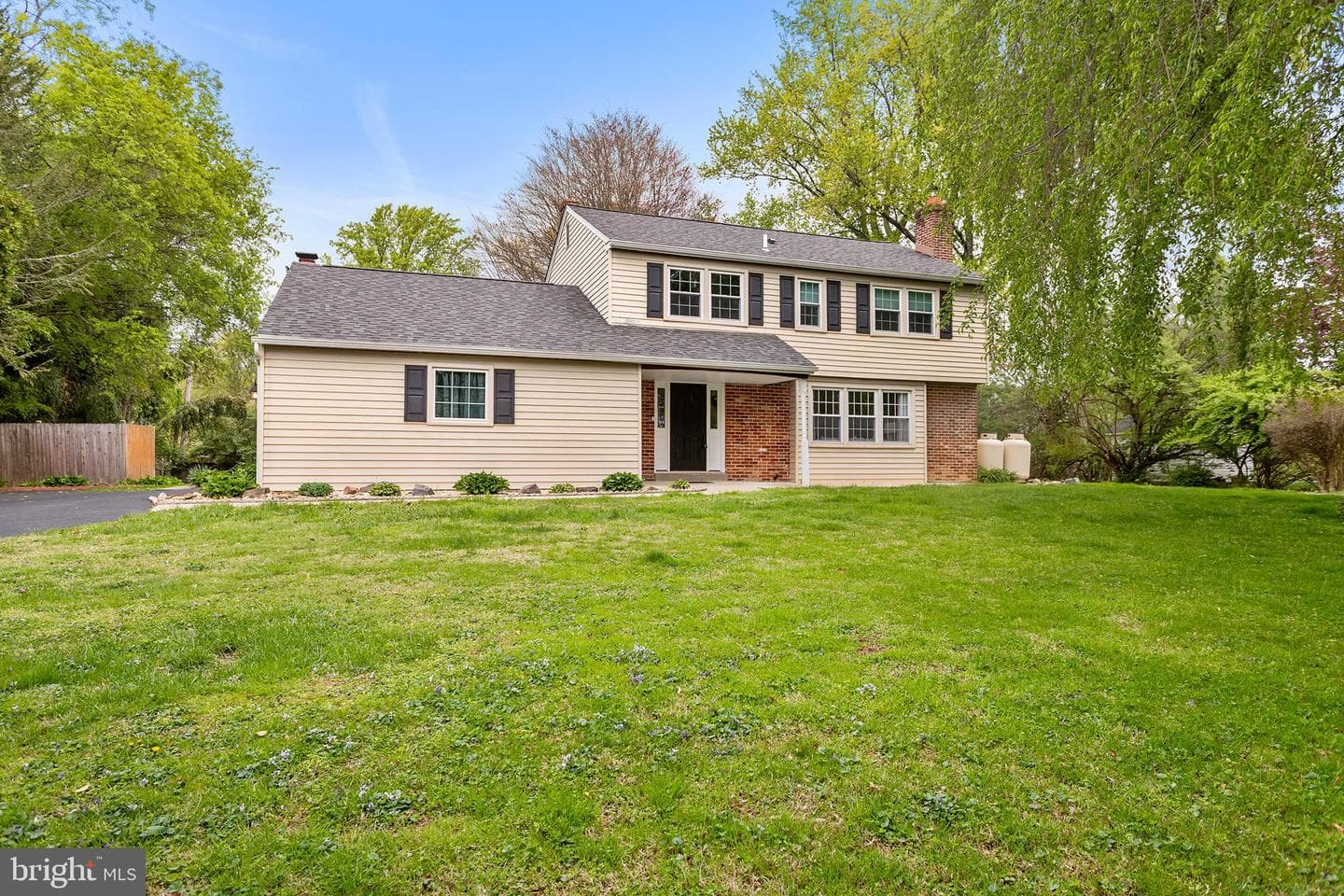 33 Stirling Way