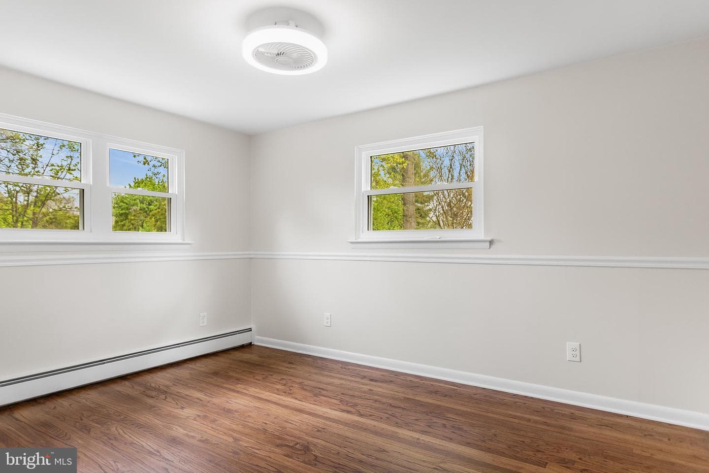 33 Stirling Way photo 18