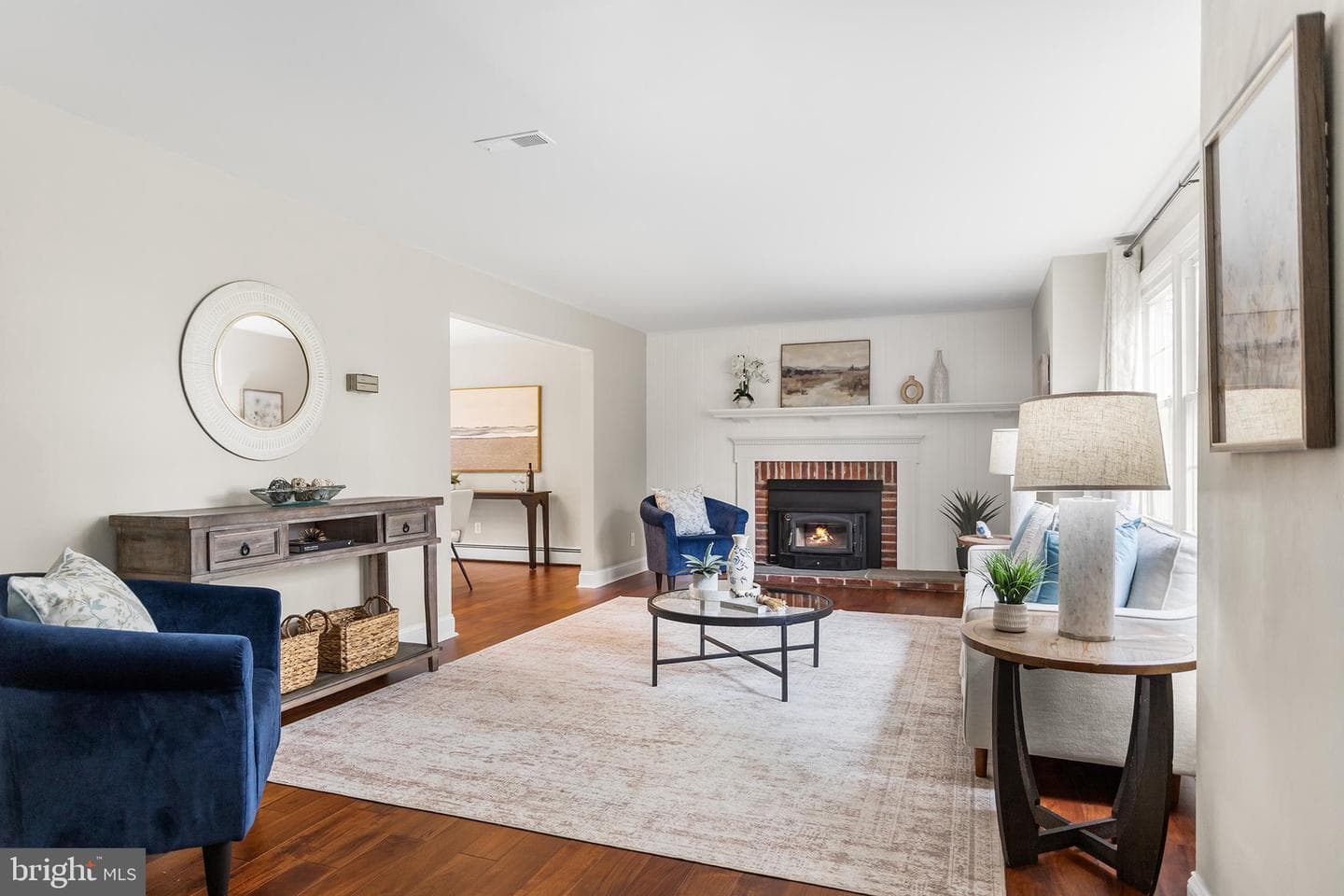 33 Stirling Way photo 3