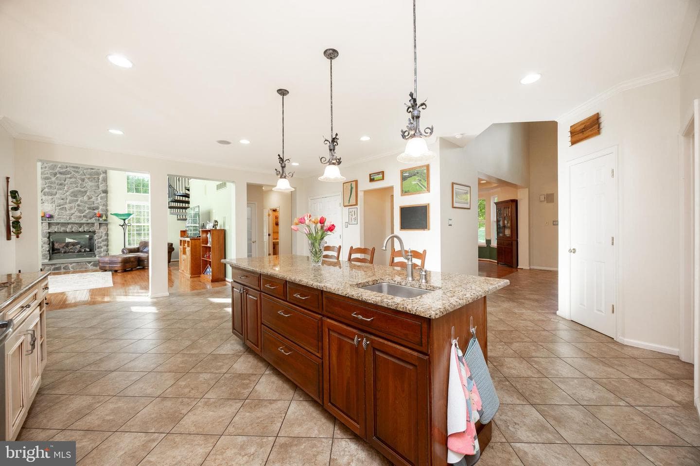 912 Nottingham Road photo 24