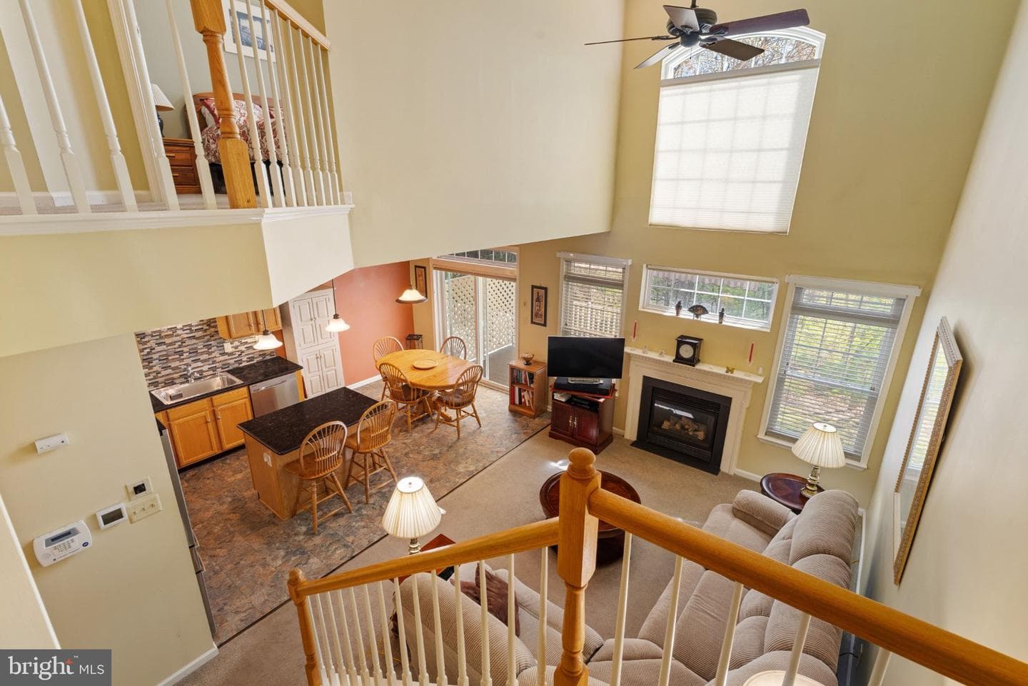 136 Sunnyhill Drive photo 14
