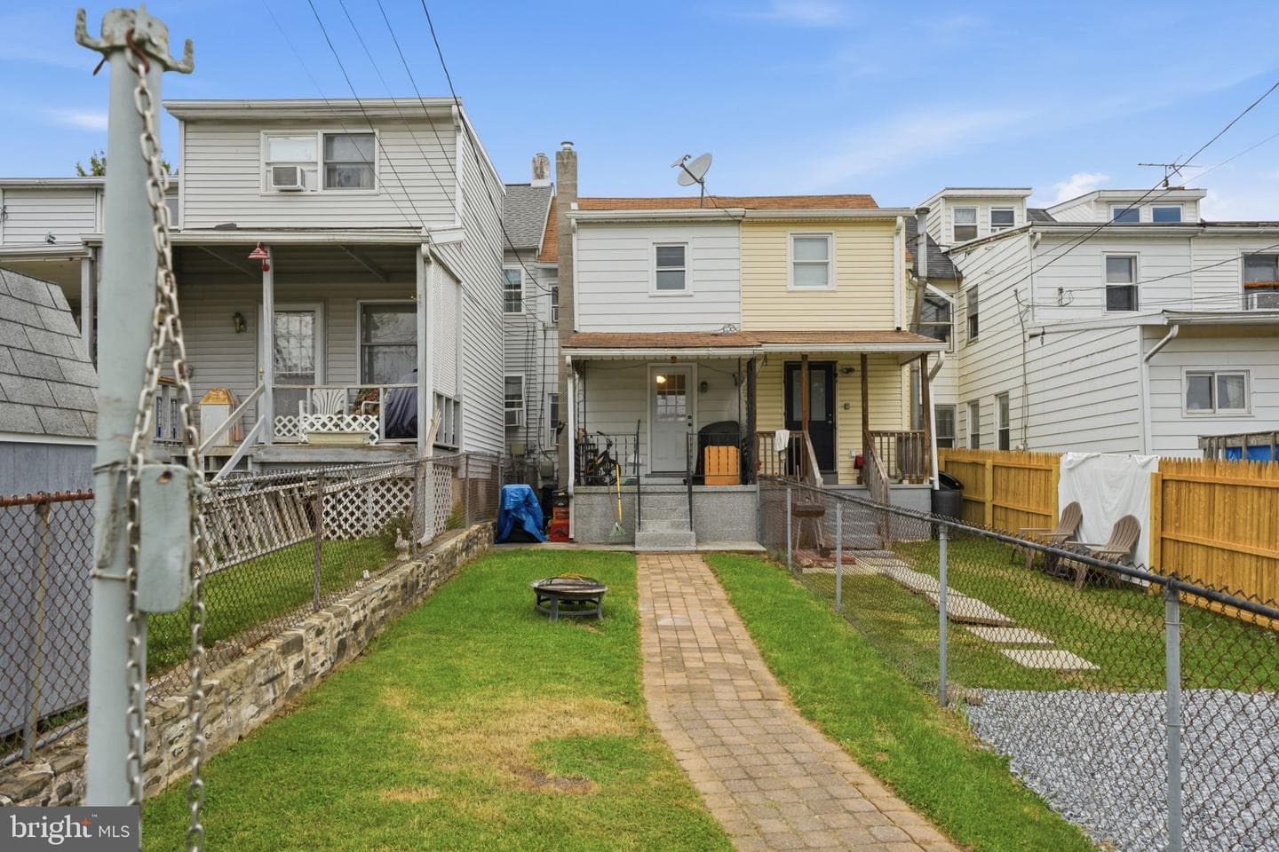 216 Grant Street photo 19