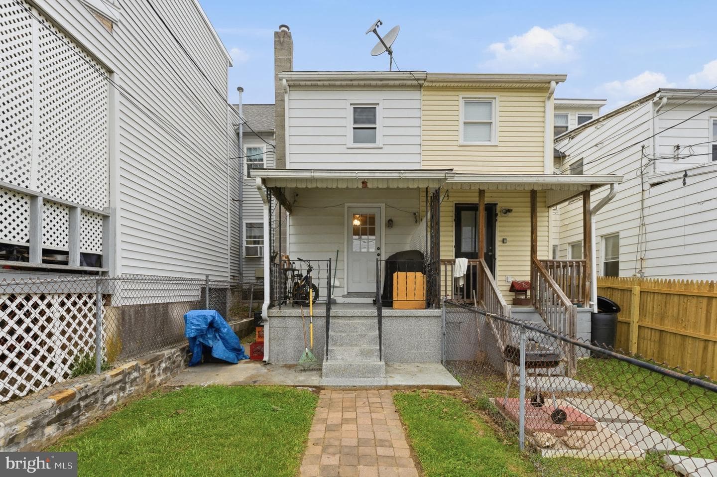 216 Grant Street photo 20