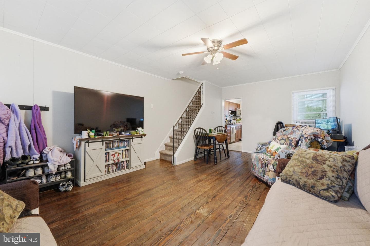 216 Grant Street photo 3