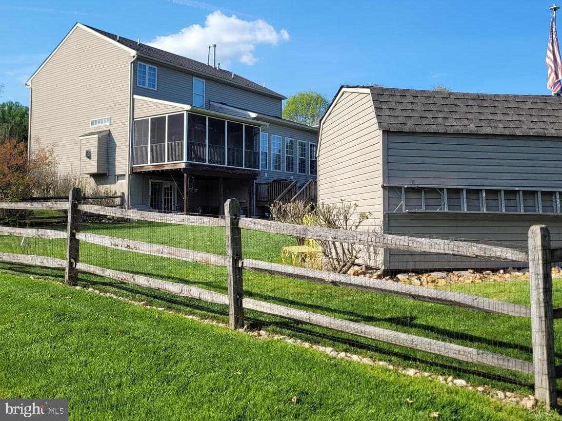 31 Stanford Drive photo 11