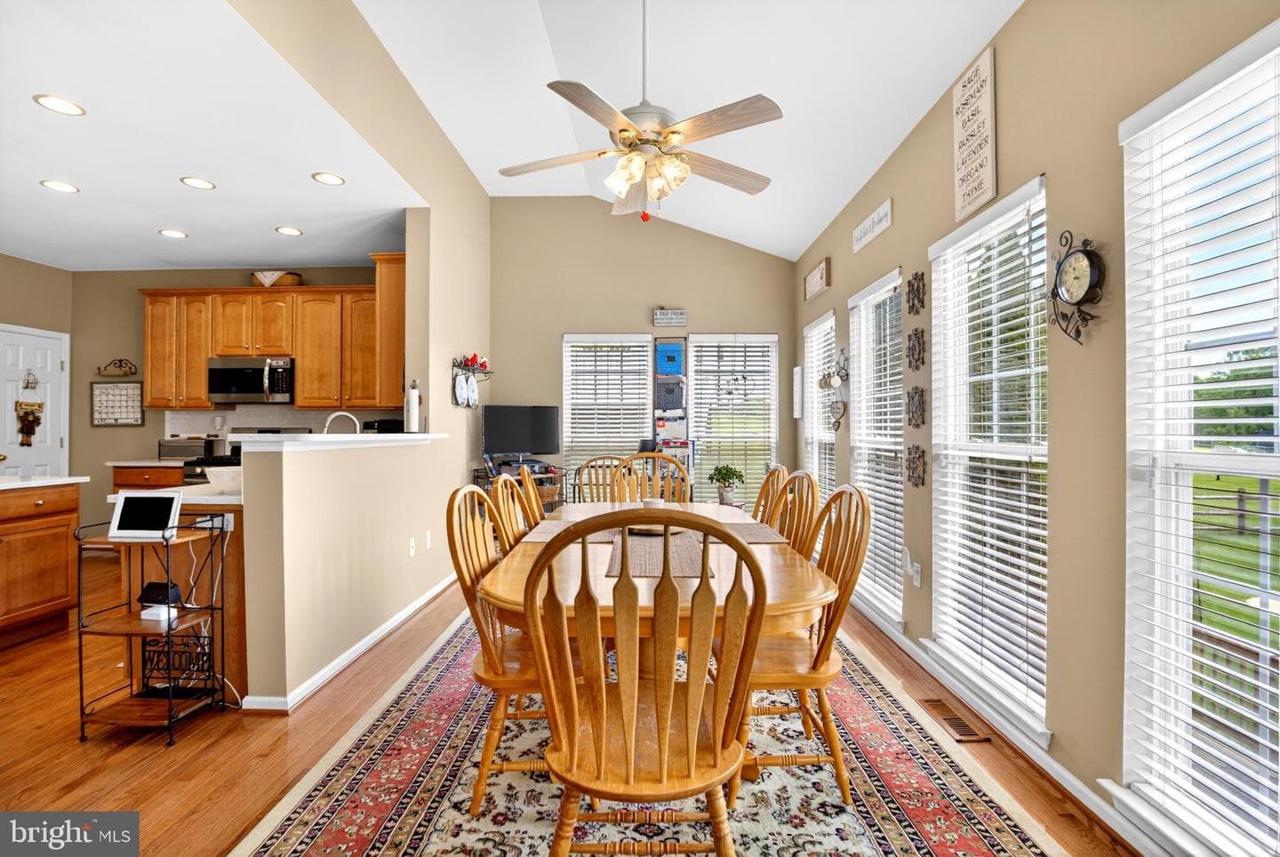 31 Stanford Drive photo 20