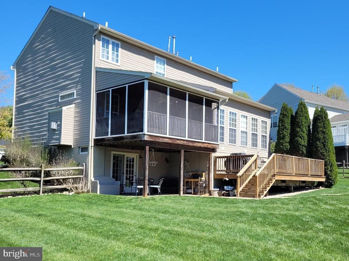 31 Stanford Drive photo 4
