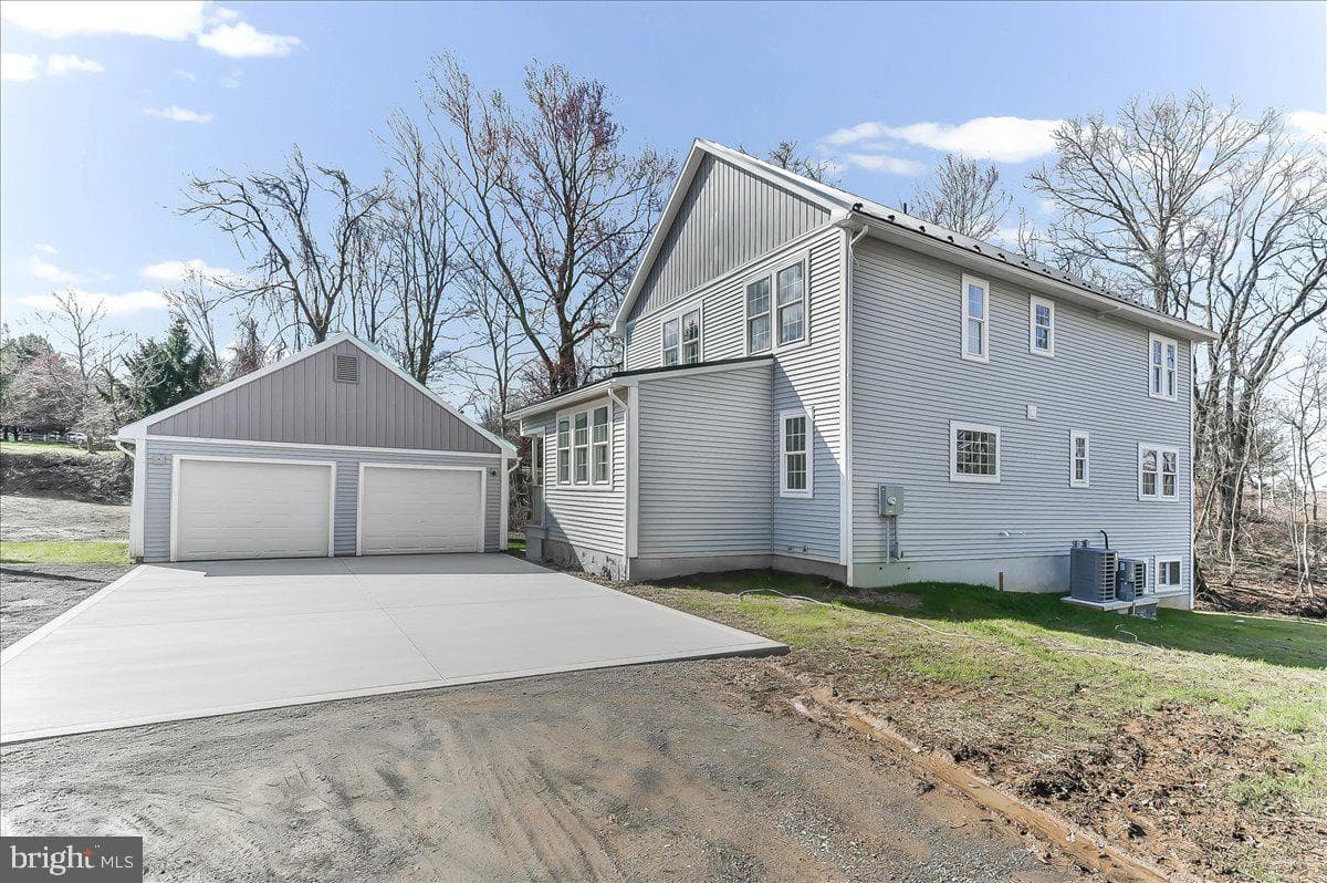 244 W Summit Avenue, West Grove