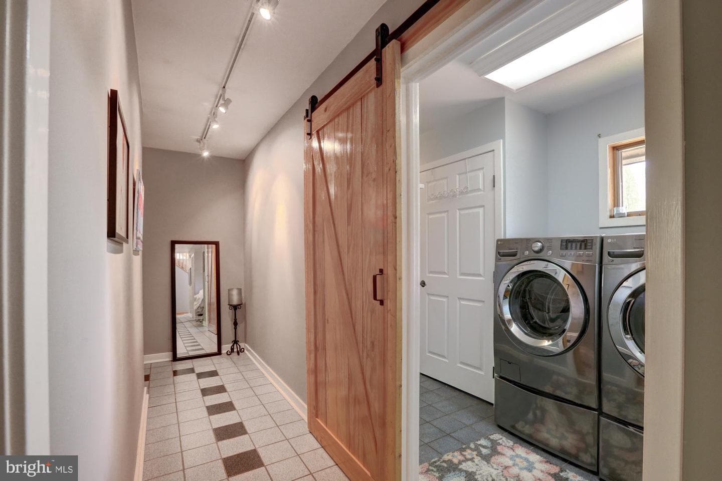 199 Sunnyside Road photo 28