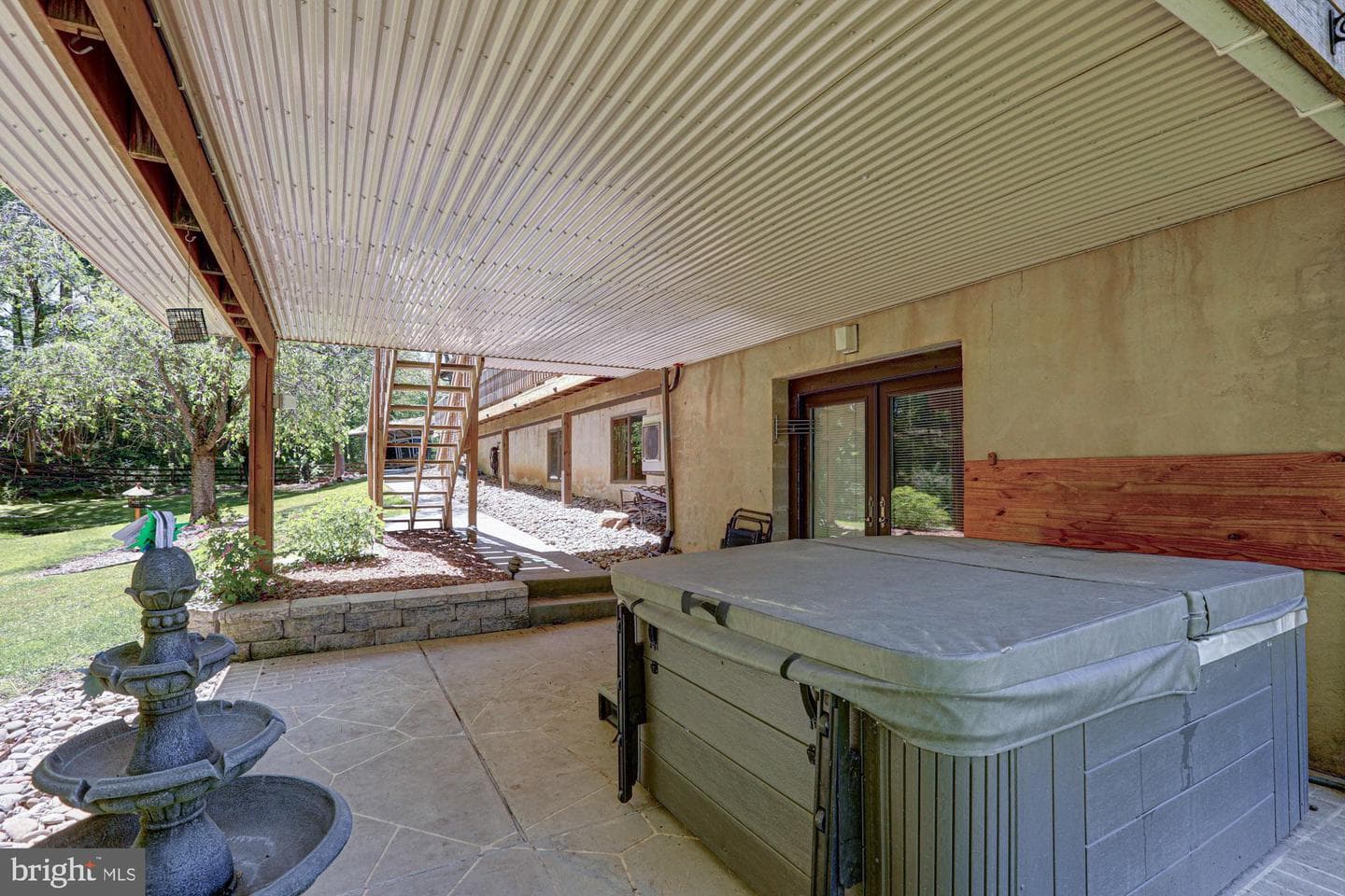 199 Sunnyside Road photo 67