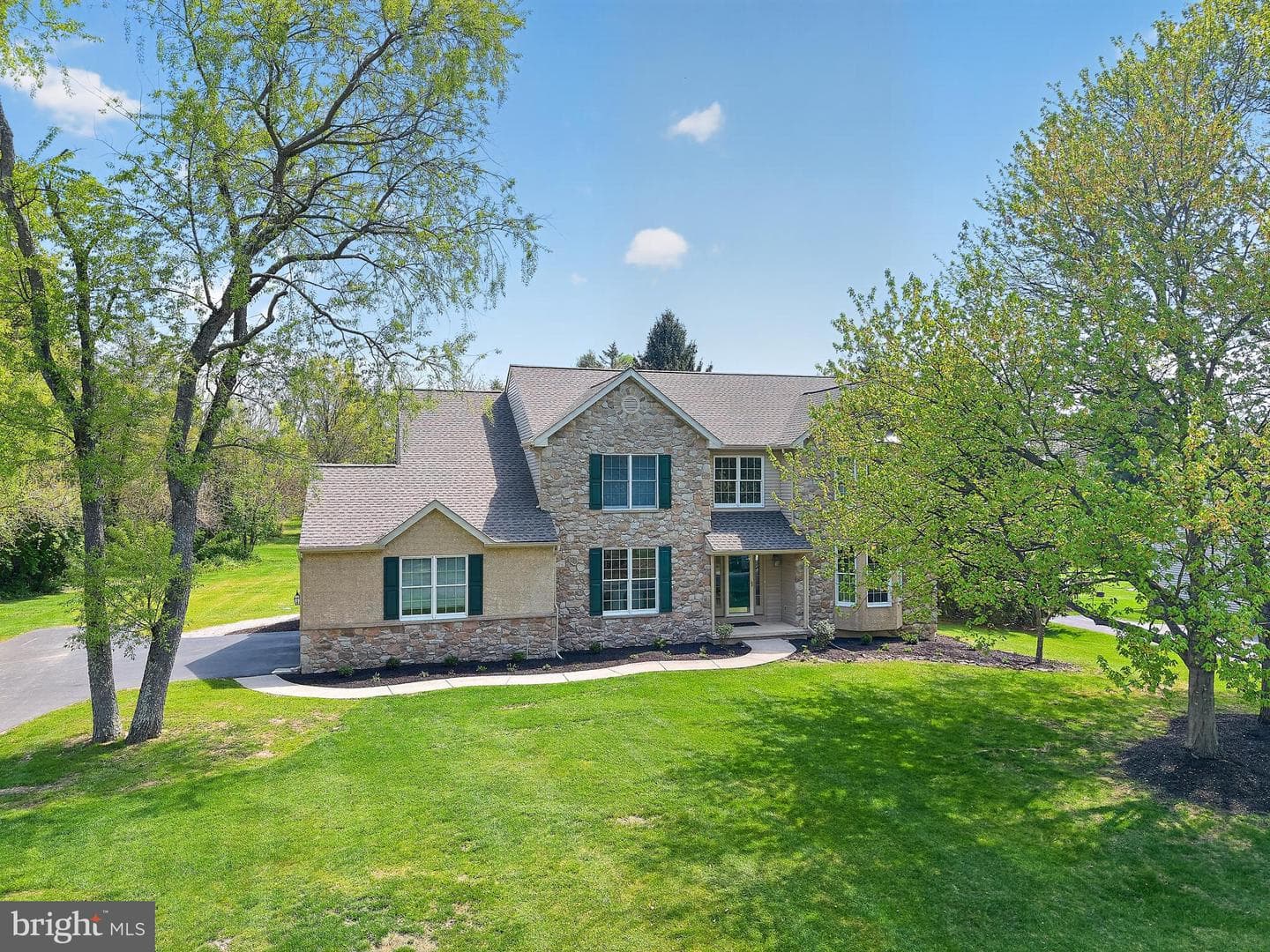 103 N Iroquois Lane photo 11