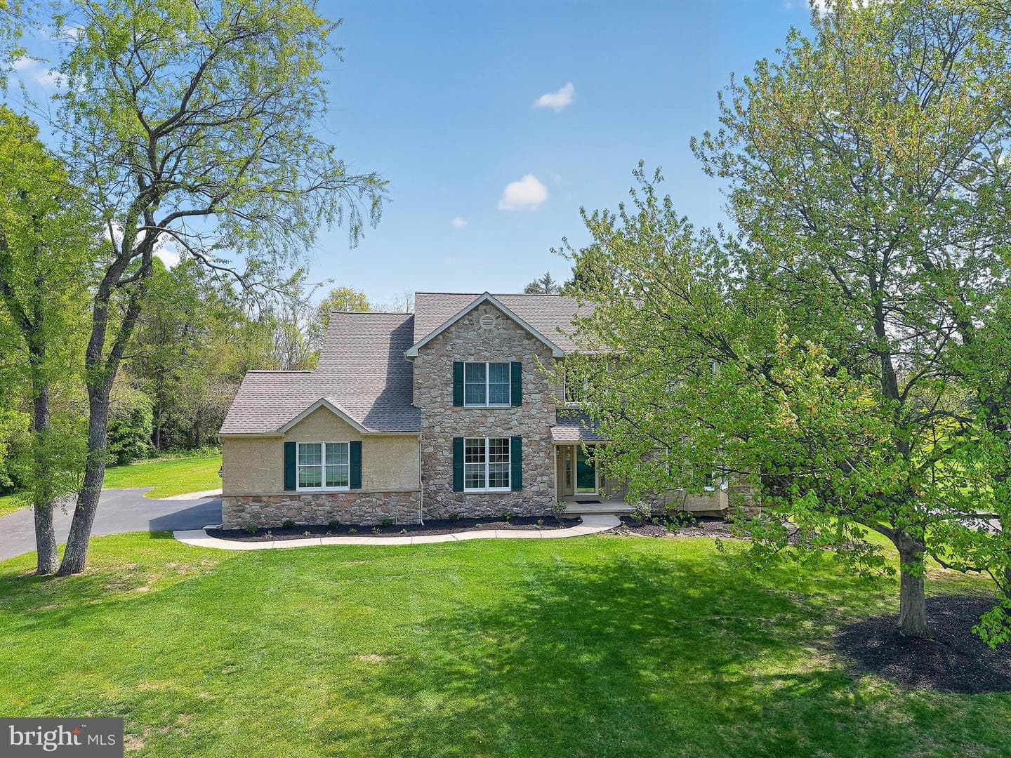 103 N Iroquois Lane photo 3