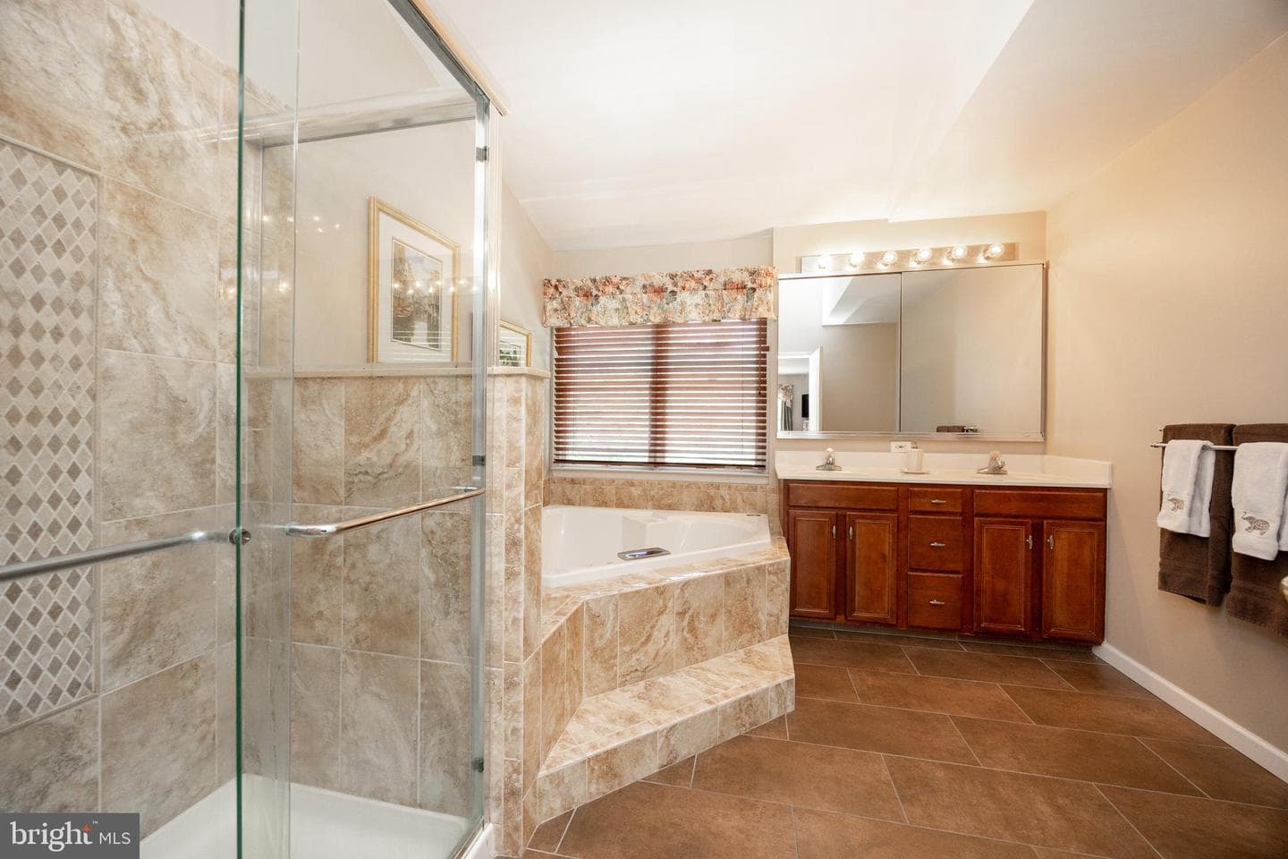 1345 Wooded Knolls photo 23