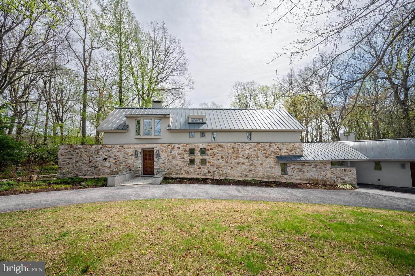 1205 Scott Road photo 2
