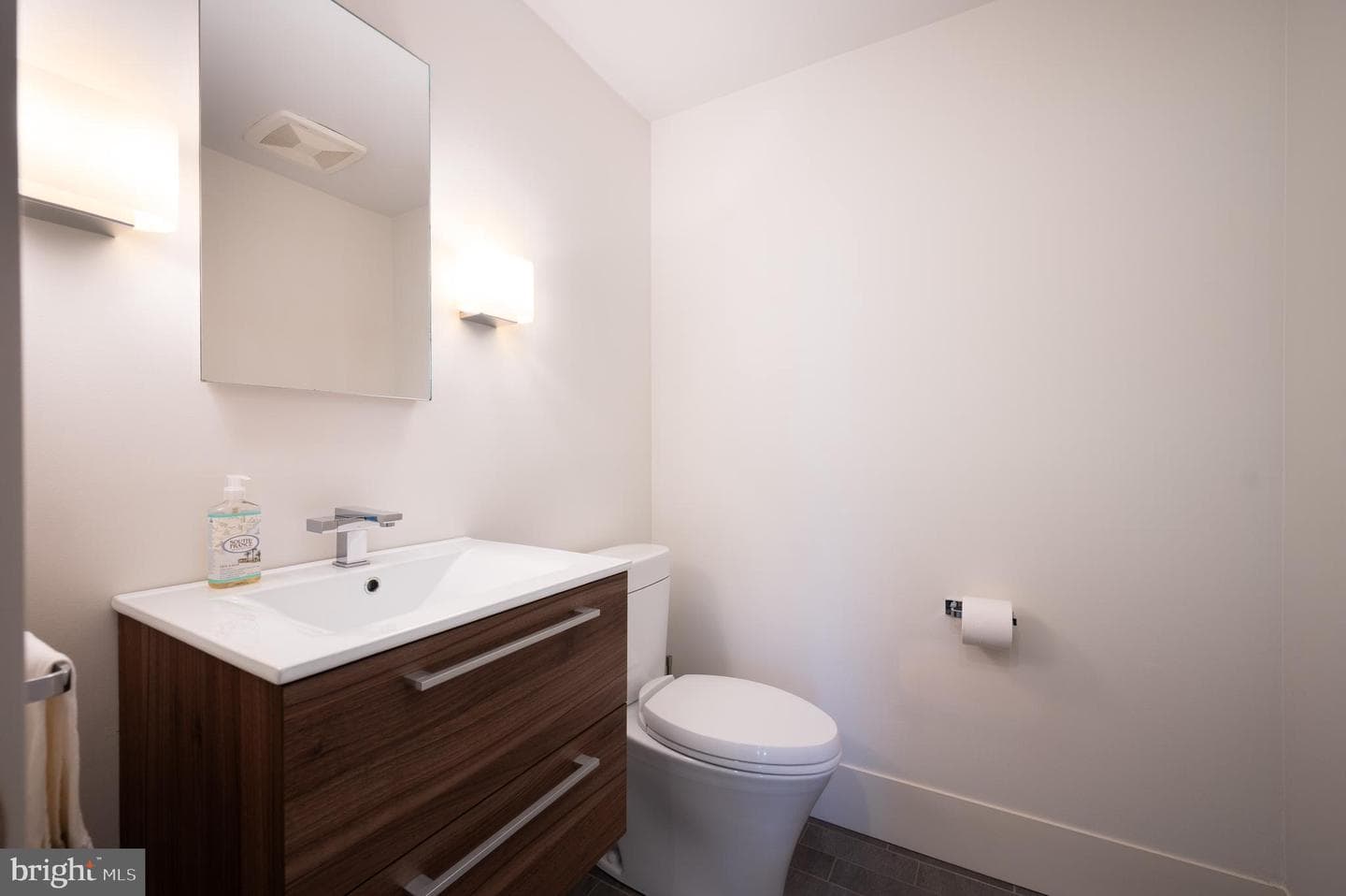 1205 Scott Road photo 7