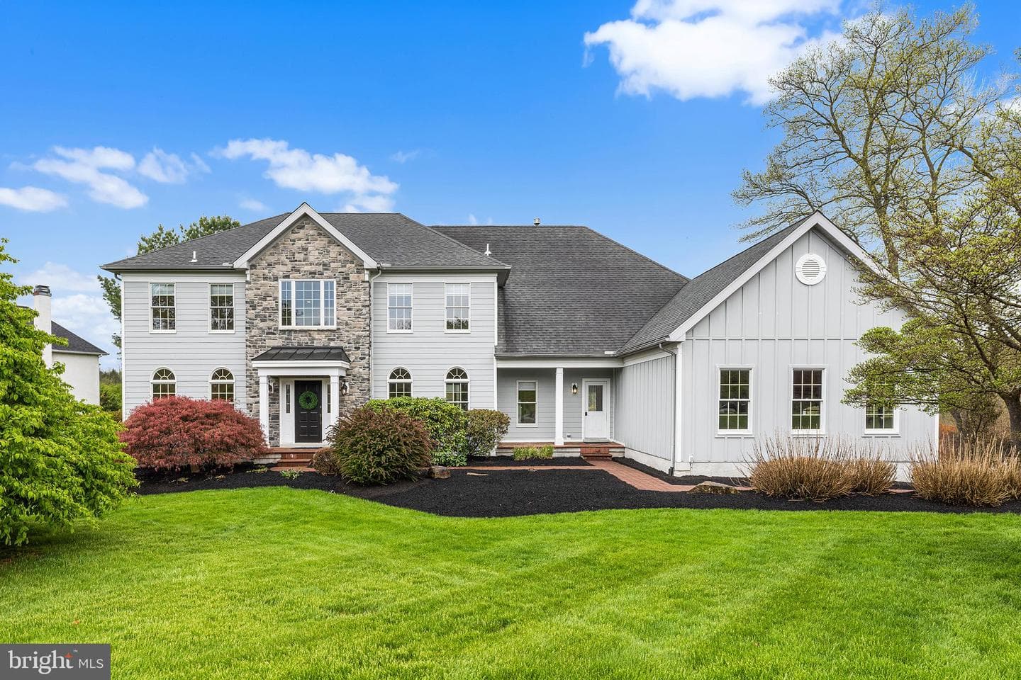 327 Twin Pond Drive photo 1