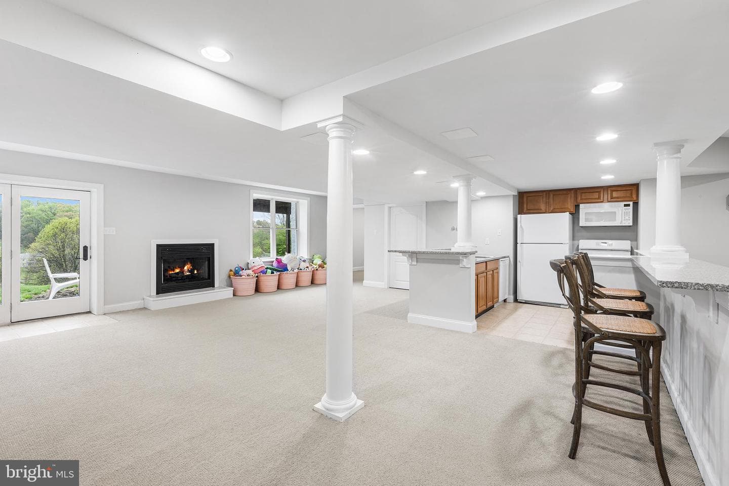 327 Twin Pond Drive photo 31