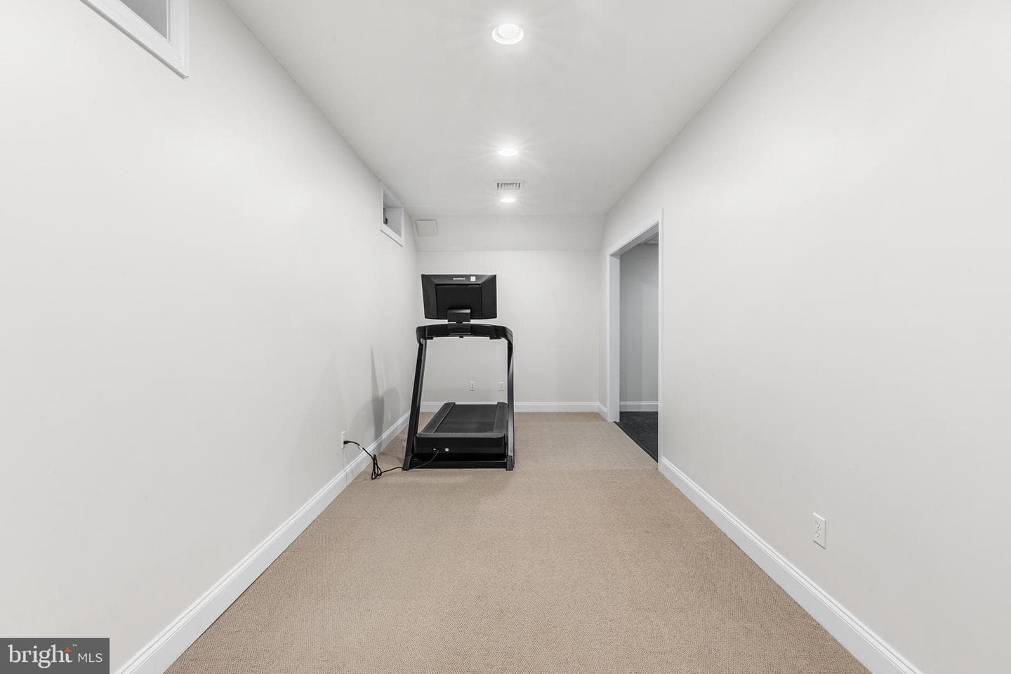 327 Twin Pond Drive photo 36
