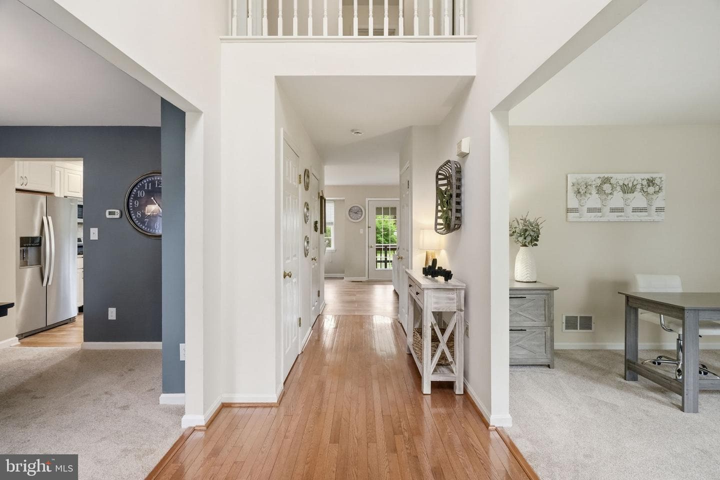106 Stonebridge Lane photo 4
