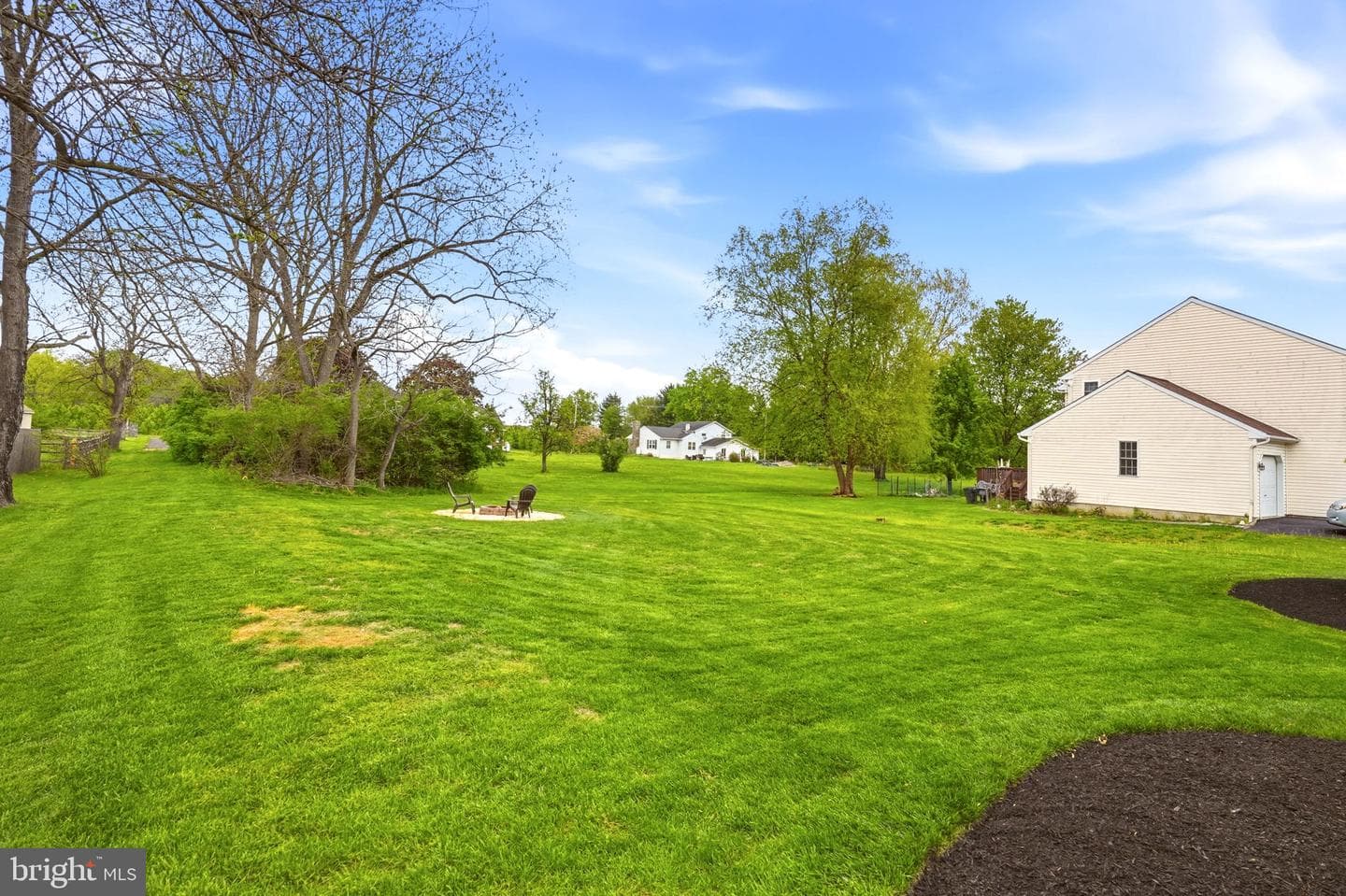 106 Stonebridge Lane photo 42