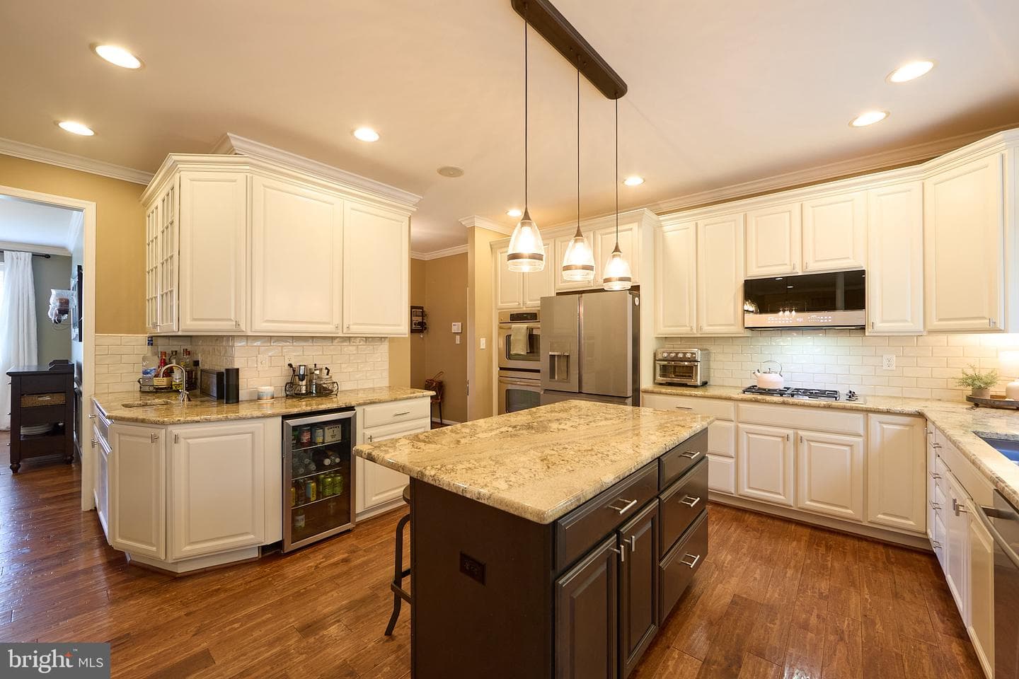 661 St Matthews Road photo 22