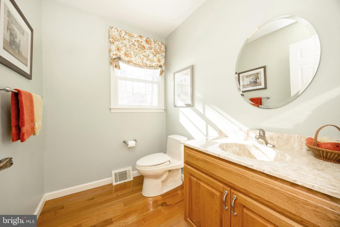 520 Peck Road photo 10