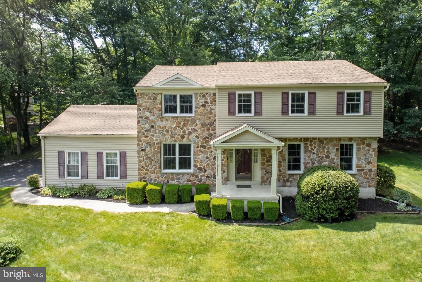 520 Peck Road photo 2