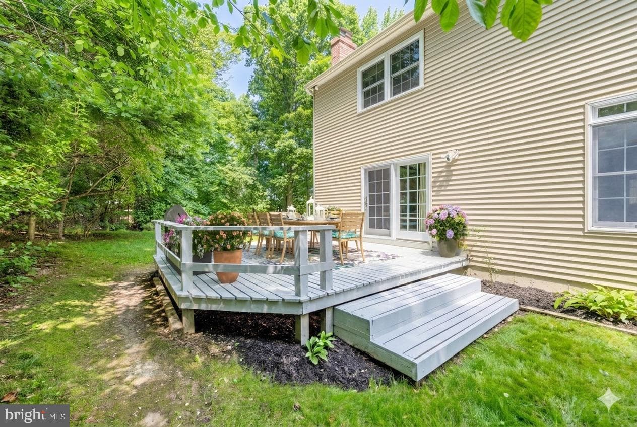520 Peck Road photo 31