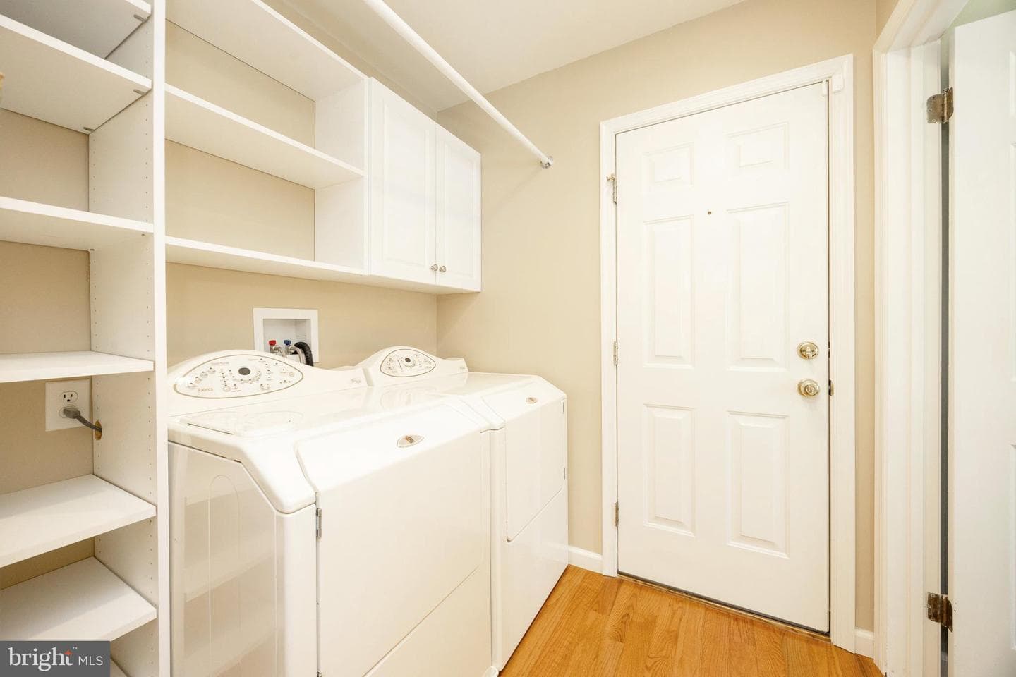 520 Peck Road photo 9