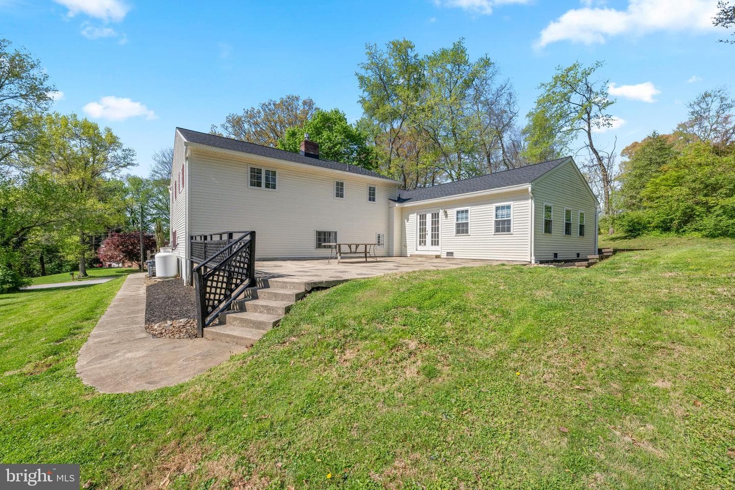 1431 Clover Lane photo 6