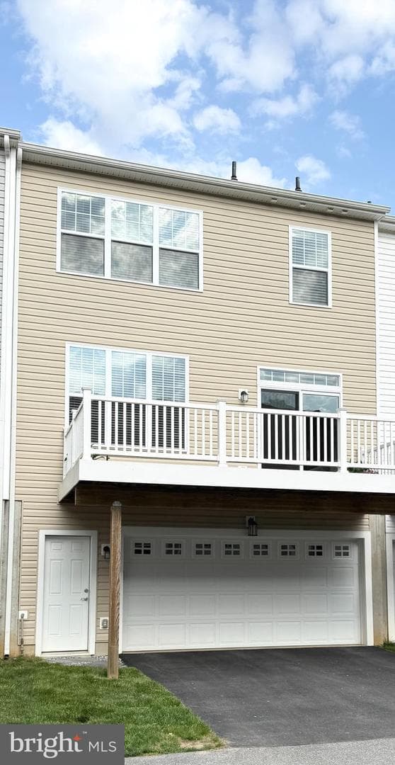604 Albion Place photo 19