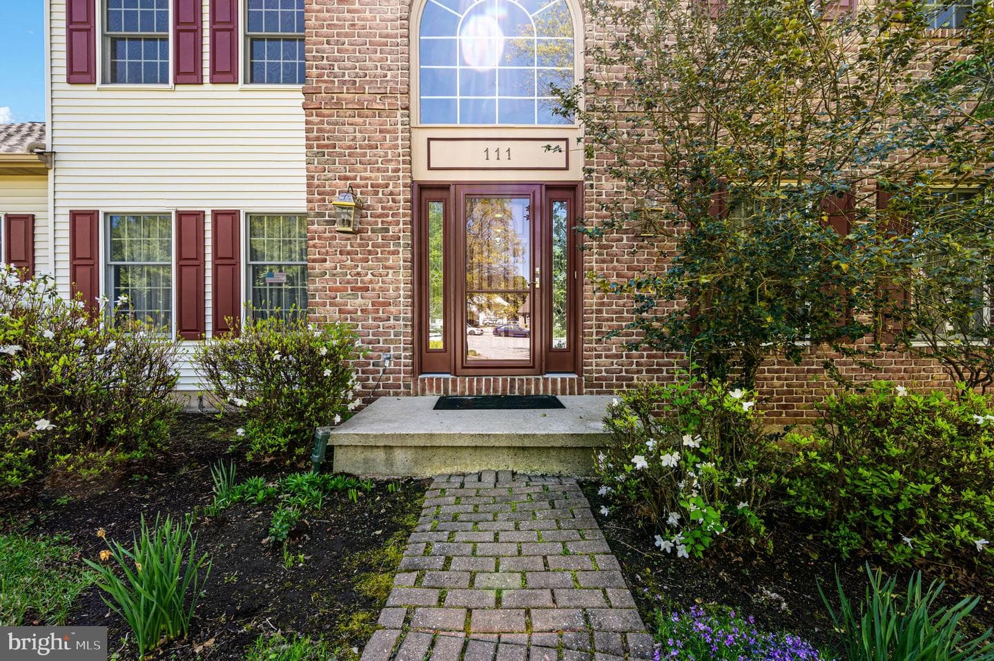 111 Brookhollow Drive photo 3