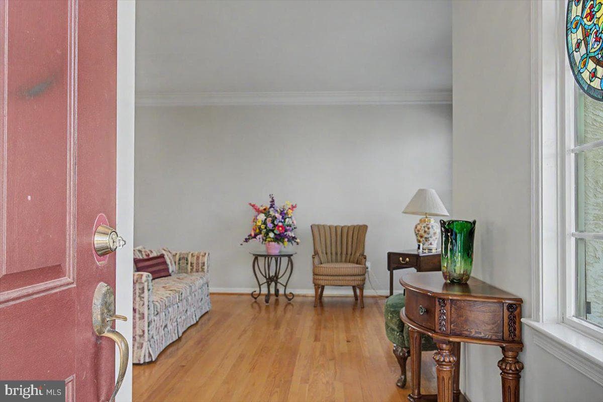 328 Carlisle Drive photo 7