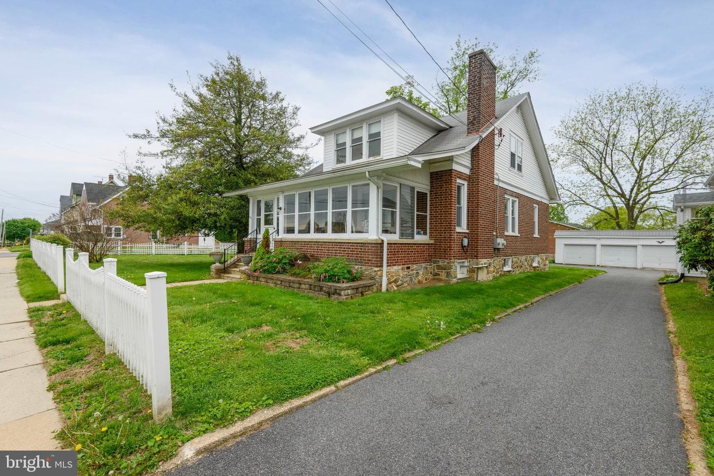 220 S 5th Street photo 2